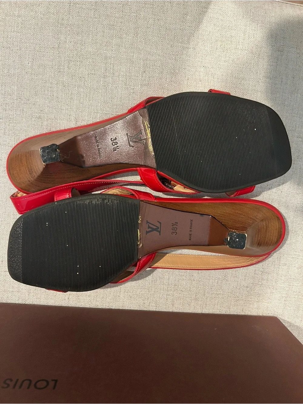 Louis Vuitton Patent Leather Red Slingback Sandals with Gold Accents - Picture 3 of 8